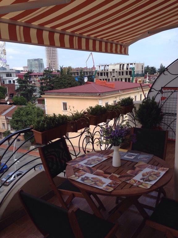 Apartment With Summer Terrace Batumi Ruang foto