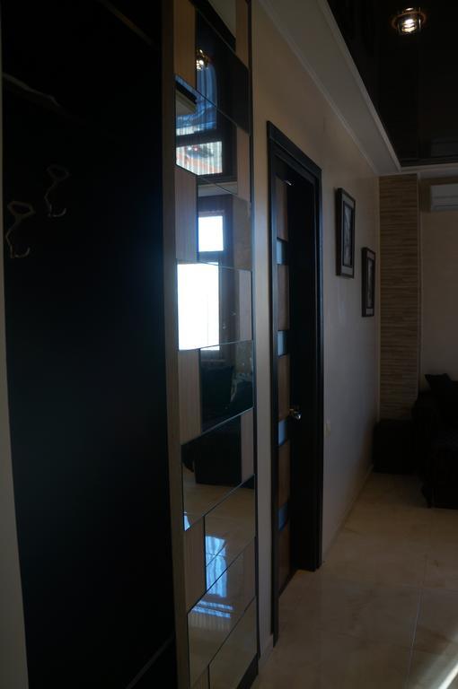 Apartment With Summer Terrace Batumi Ruang foto