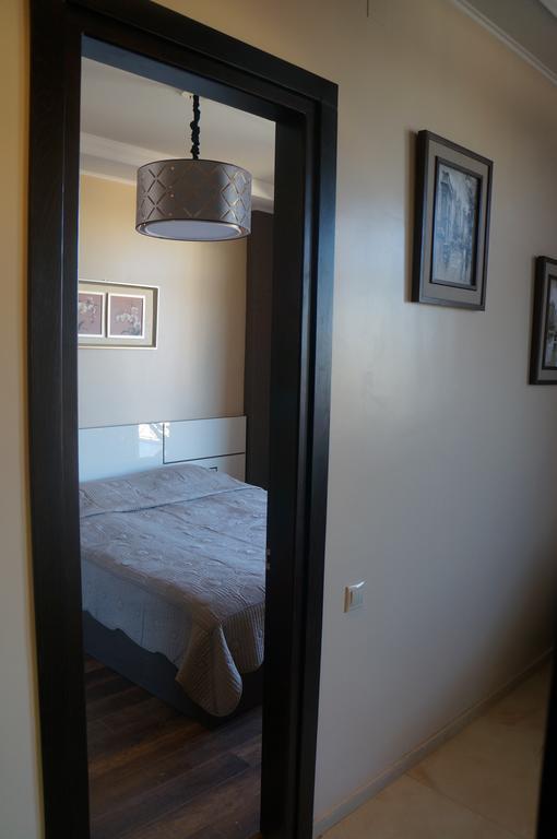 Apartment With Summer Terrace Batumi Ruang foto
