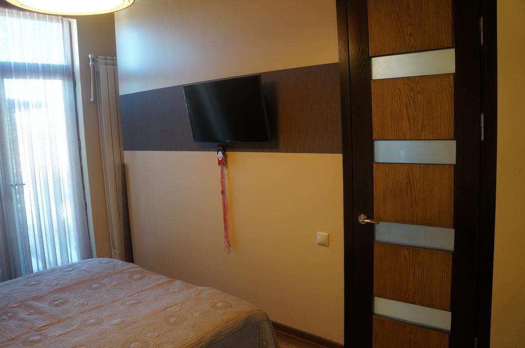 Apartment With Summer Terrace Batumi Ruang foto