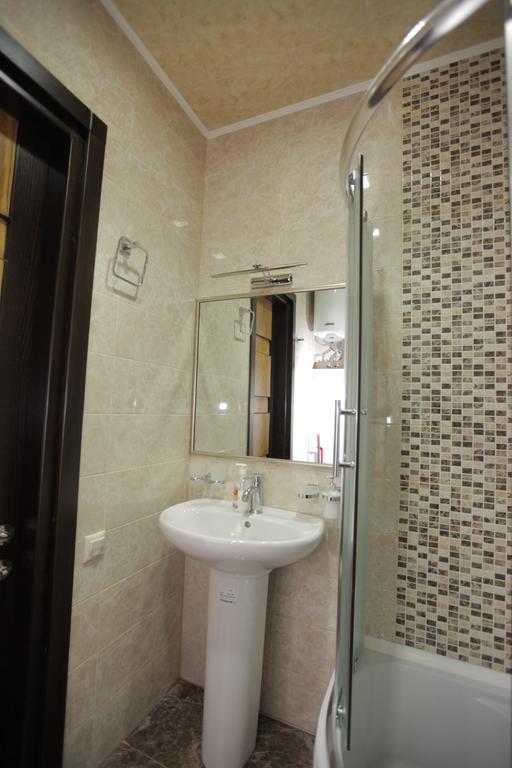 Apartment With Summer Terrace Batumi Ruang foto